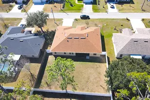 9 Raemond Ln, Palm Coast, FL 32164 - Photo 6