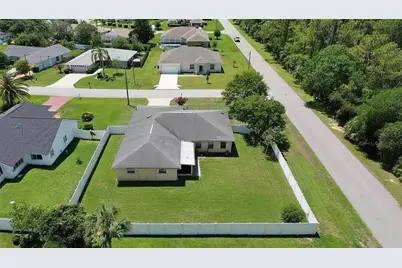 1 Wilson Place, Palm Coast, FL 32164 - Photo 2