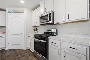 719 Grand Reserve Dr, Bunnell, FL 32110 - Photo 8