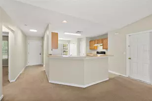 19 Pinell Ln, Palm Coast, FL 32164 - Photo 8