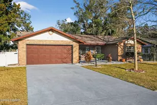 2001 Kenilworth Ave, South Daytona, FL 32119 - Photo 1