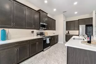 82 N Lakewalk Dr, Palm Coast, FL 32137 - Photo 8