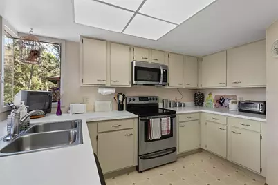 12 Greenbriar Court, Palm Coast, FL 32137 - Photo 10