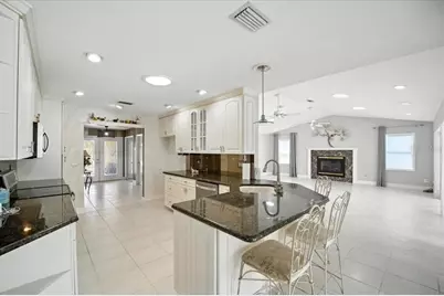 13 Cottagegate Court, Palm Coast, FL 32137 - Photo 6