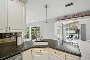 13 Cottagegate Ct, Palm Coast, FL 32137 - Photo 8