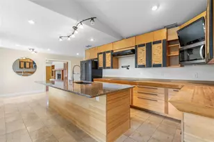 322 Wellington Dr, Palm Coast, FL 32164 - Photo 12