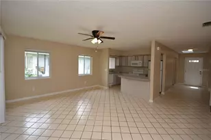 30 Farmsworth Dr, Palm Coast, FL 32137 - Photo 10