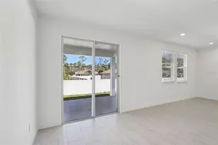 49 Wandering Crk Wy, Palm Coast, FL 32164 - Photo 12