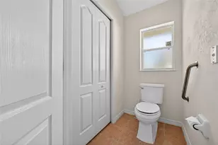 32 Walker Dr, Palm Coast, FL 32164 - Photo 38