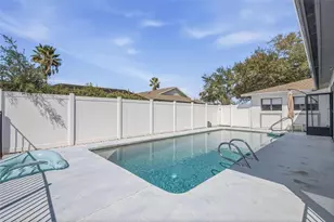 4 Coral Reef Ct S, Palm Coast, FL 32137 - Photo 4