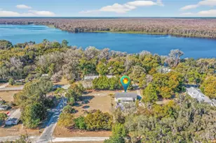 808 Front St, Welaka, FL 32193 - Photo 2