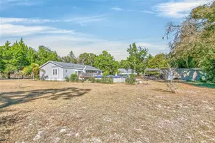 808 Front St, Welaka, FL 32193 - Photo 32