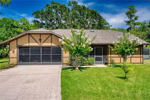 14 Black Oak Ct, Palm Coast, FL 32137 - Photo 2