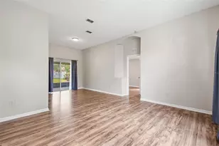 33 Phoenix Ln, Palm Coast, FL 32164 - Photo 6