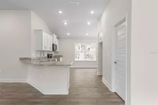 7 Zircon Ct, Palm Coast, FL 32164 - Photo 10