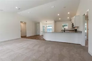21 Richmond Dr, Palm Coast, FL 32164 - Photo 2