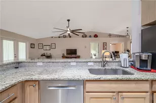 633 Art Center Ave, New Smyrna Beach, FL 32168 - Photo 10