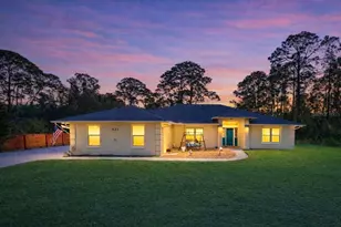 633 Art Center Ave, New Smyrna Beach, FL 32168 - Photo 2