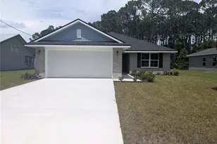 7 Ullynn Pl, Palm Coast, FL 32164 - Photo 1