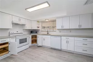 1016 Cherokee Ranch Rd, Holly Hill, FL 32117 - Photo 12