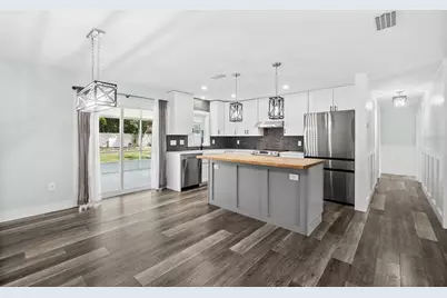 6 Zammer Court, Palm Coast, FL 32164 - Photo 4