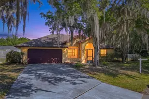 13 Blackfoot Ct, Palm Coast, FL 32137 - Photo 1