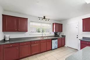 38 Red Mill Dr, Palm Coast, FL 32164 - Photo 10