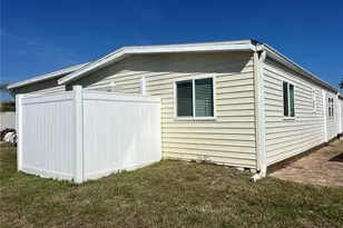 98 Merrimac Dr, Flagler Beach, FL 32136 - Photo 4