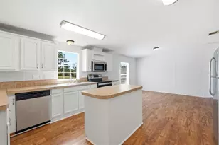 299 Cayenne St, Interlachen, FL 32148 - Photo 18