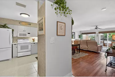 525 Lake Bridge Drive, Ormond Beach, FL 32174 - Photo 8