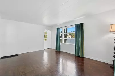 231 N Ridgewood Avenue, Ormond Beach, FL 32174 - Photo 4