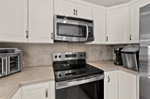 589 Clairmont Ln, South Daytona, FL 32119 - Photo 32