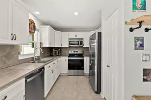 589 Clairmont Ln, South Daytona, FL 32119 - Photo 30