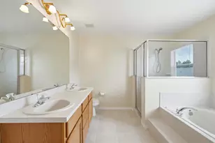 33 Brownstone Ln, Palm Coast, FL 32137 - Photo 20