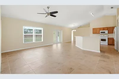 33 Brownstone Lane, Palm Coast, FL 32137 - Photo 8