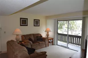 46 Club House Dr, Palm Coast, FL 32137 - Photo 4