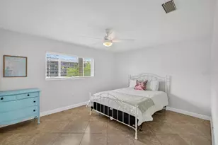 102 S Peninsula Dr, Daytona Beach, FL 32118 - Photo 10