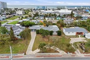 2203 S Peninsula Dr, Daytona Beach, FL 32118 - Photo 32