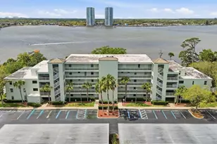 711 N Halifax Ave, Daytona Beach, FL 32118 - Photo 1