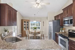 656 Gainsboro St, Deltona, FL 32725 - Photo 4