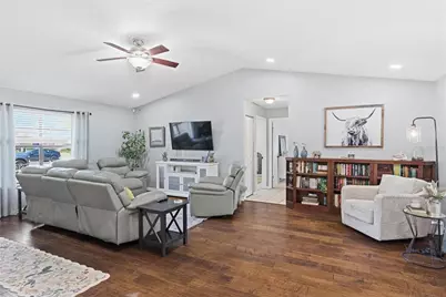 1602 Lansfield Avenue, Deltona, FL 32738 - Photo 4