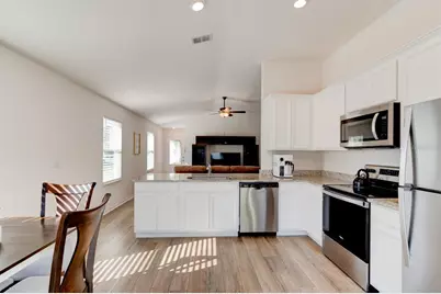 33 Pine Croft Lane, Palm Coast, FL 32164 - Photo 8