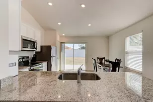 33 Pine Croft Ln, Palm Coast, FL 32164 - Photo 6