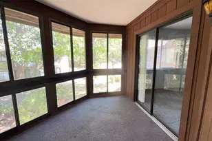 2 Pine Hurst Ln, Palm Coast, FL 32164 - Photo 10