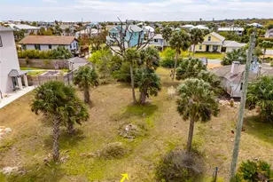 8 Ocean St, Palm Coast, FL 32137 - Photo 1