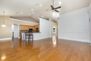 104 Lindsay Dr, Palm Coast, FL 32137 - Photo 4