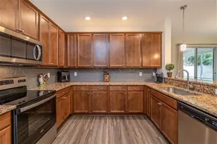 18 Oakleaf Way, Palm Coast, FL 32137 - Photo 10