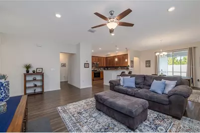 18 Oakleaf Way, Palm Coast, FL 32137 - Photo 8