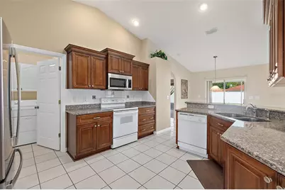 19 Portia Lane, Palm Coast, FL 32164 - Photo 12