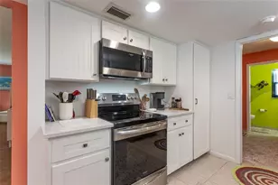 11 Clearview Ct S, Palm Coast, FL 32137 - Photo 8